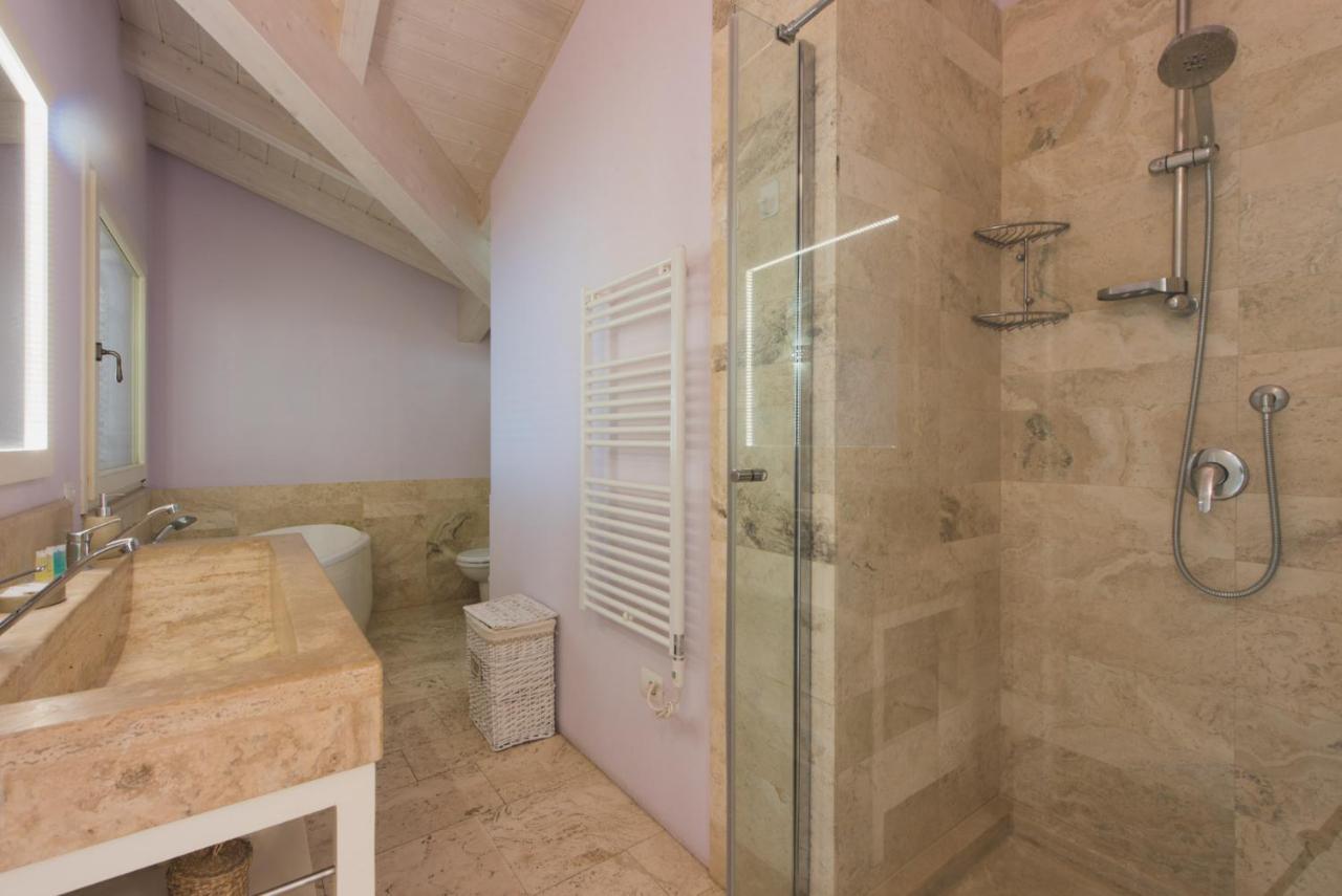 Villa Lilla Sulla Spiaggia Di San Vincenzo Luxury 외부 사진